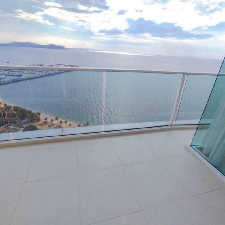 Interior view of Movenpick Condominium TT9044, featuring 1 bedroom and stunning seaview from the 22nd floor.