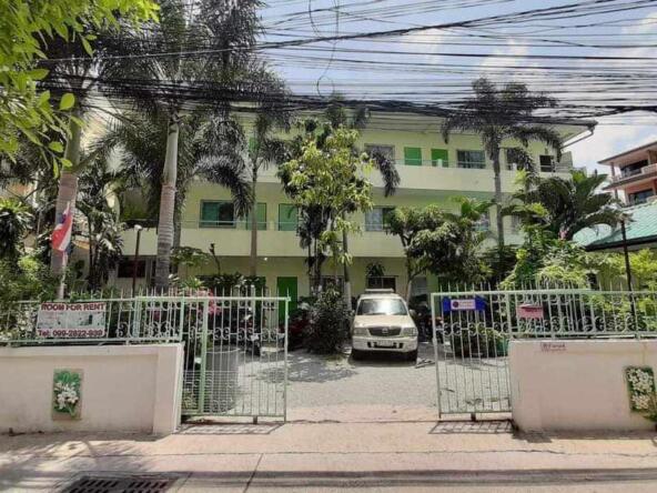 Fully rented apartment building in Pattaya Sai 3